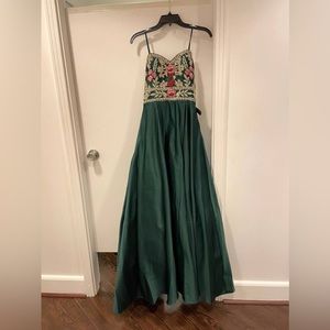 Blondie Nites Prom dress size 5